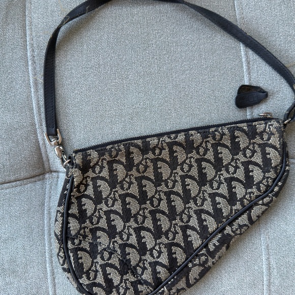 Christian Dior Y2K Monogram Mini Saddle Pochette bag in black and beige canvas - Picture 4 of 7